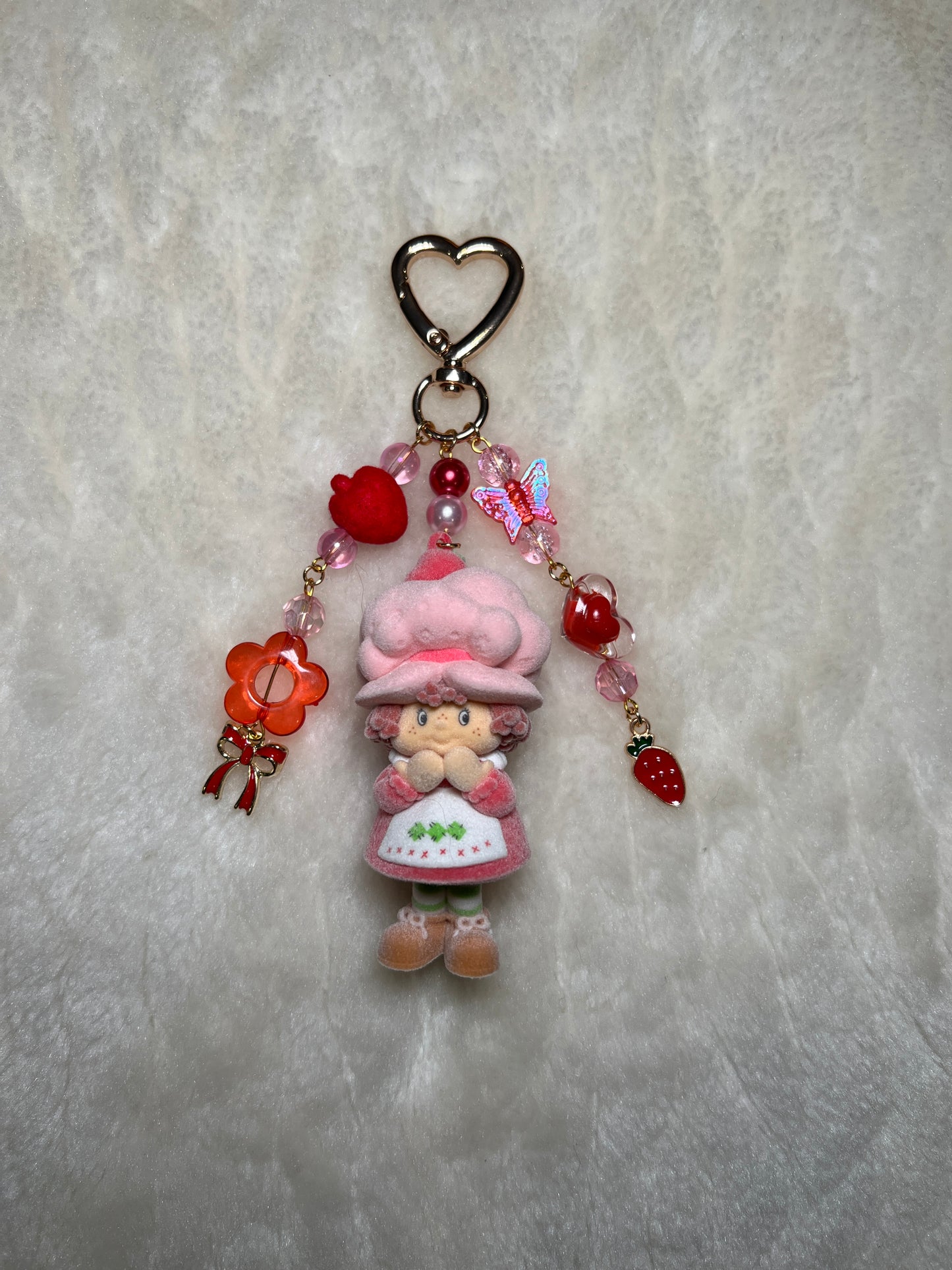 Authentic Strawberry Shortcake - Hands Up