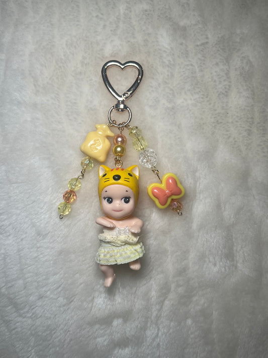 Regular Dupe Cat Sonny Angel Keychain